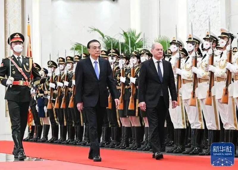 AG真人股份董事长张锦红出席中德经济界代表座谈并发言